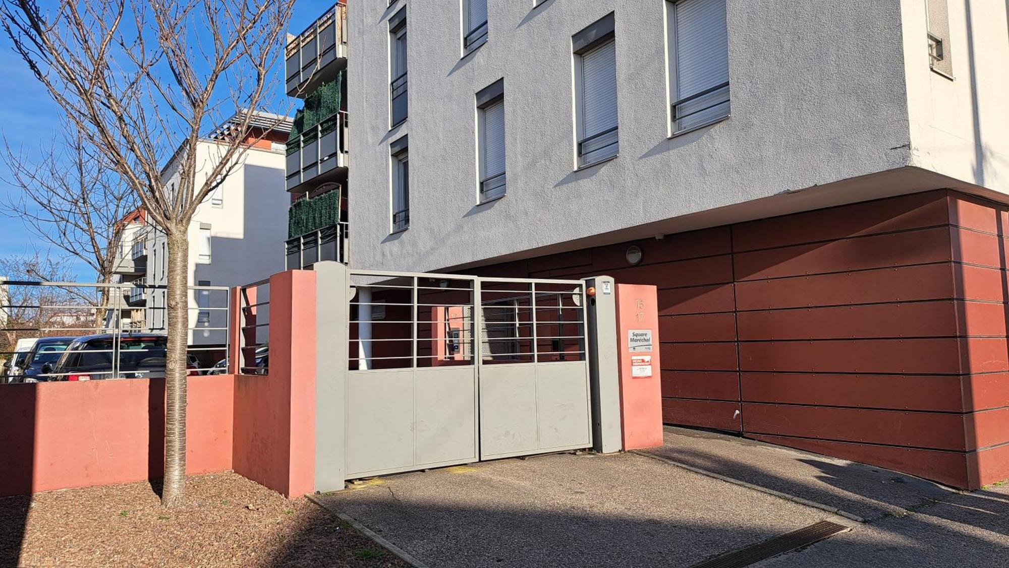 סן פריסט Appartement Cosy 3 Pieces Avec Garage Privatif מראה חיצוני תמונה